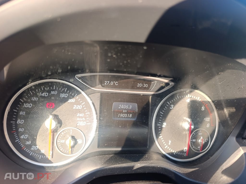 Mercedes-Benz A 180 CDI (BlueEFFICIENCY) Urban