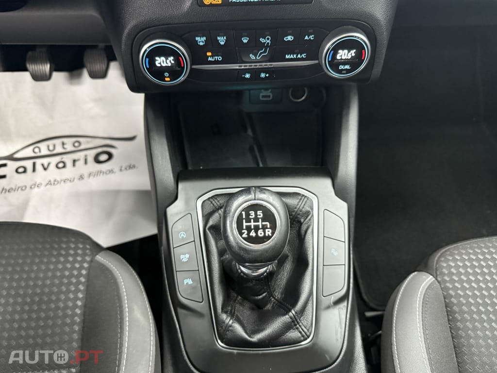 Ford Focus 1.0 EcoBoost MHEV Connected