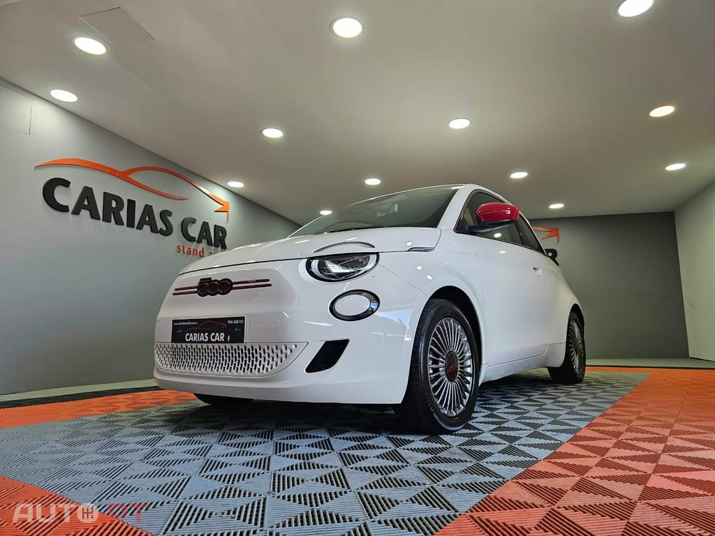Fiat 500e 42 Kwh RED