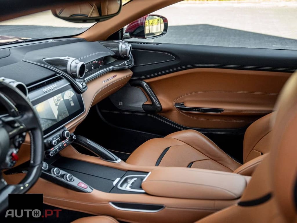 Ferrari California 4.3 V8