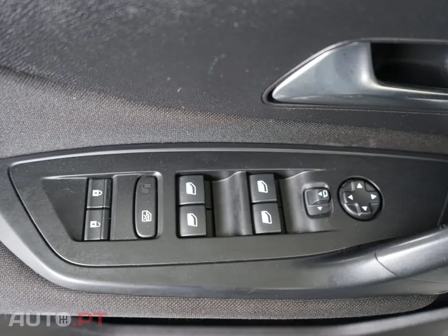 Peugeot 308 1.5 BlueHDi Allure Pack