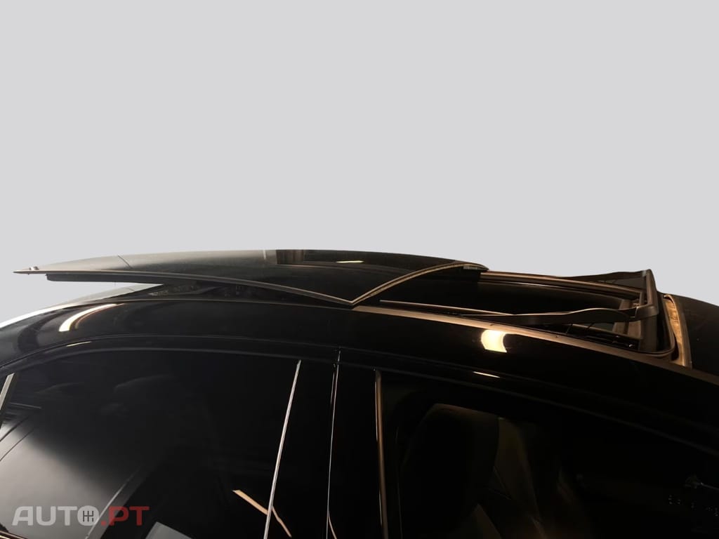 Mercedes-Benz A 250 I.V.A DEDUTIVEL AMG Pack NIGHT