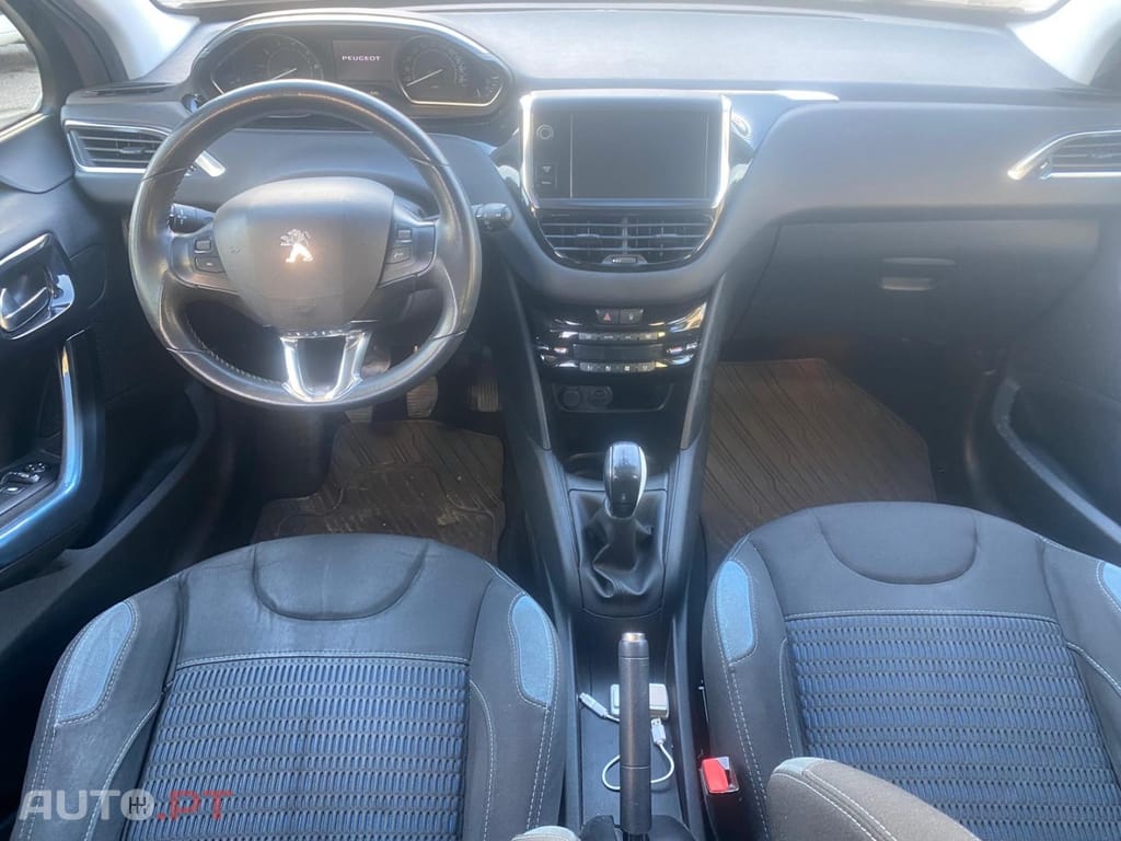 Peugeot 208 1.2 VTi Allure