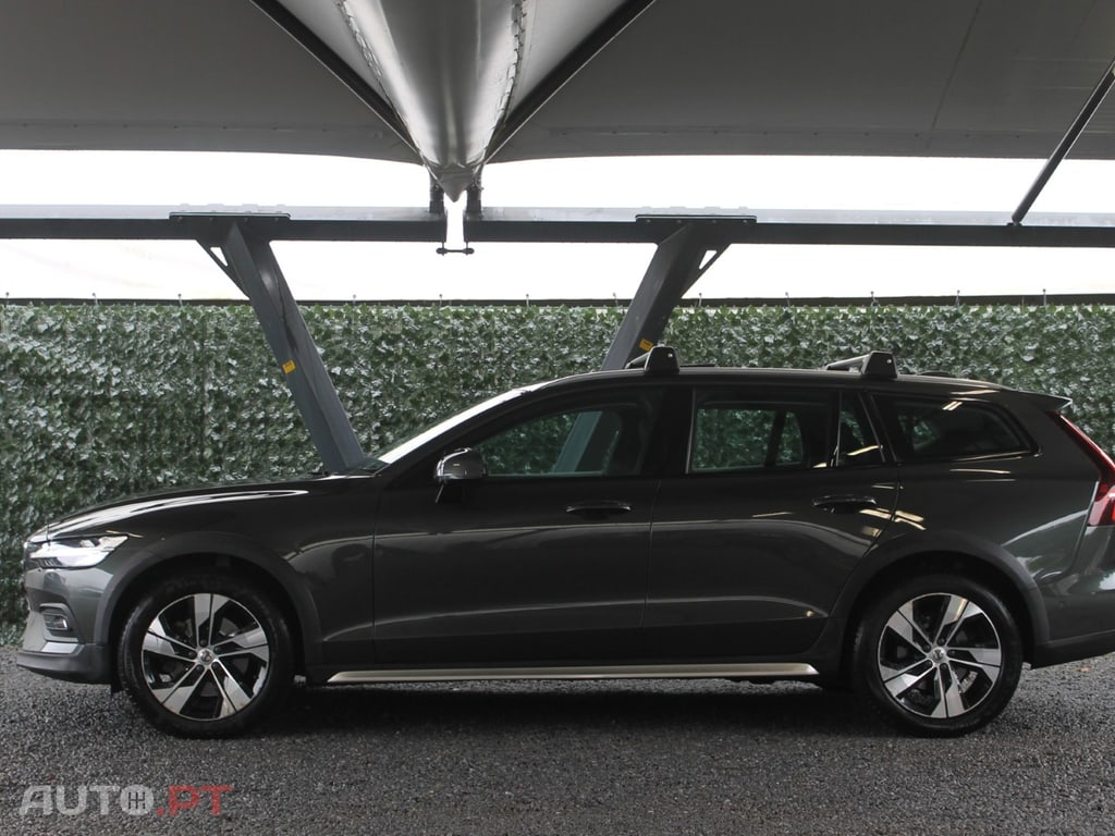 Volvo V60 Cross Country 2.0 B4 Geartronic