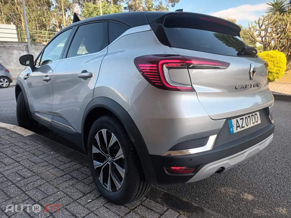 Renault Captur 1.0 TCe Techno Bi-Fuel