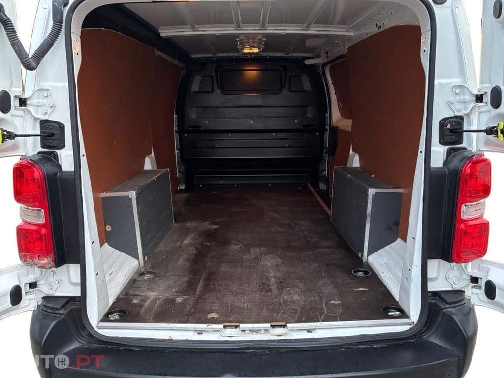 Citroen Jumpy 2.0 BlueHDi XL Driver