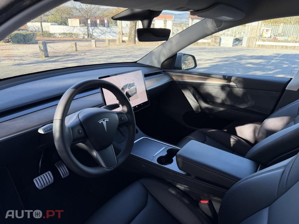 Tesla Model Y Performance Dual Motor AWD