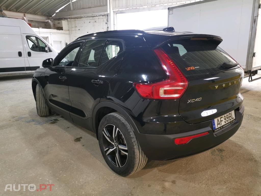 Volvo XC40 1.5 T2 R-Design Geartronic