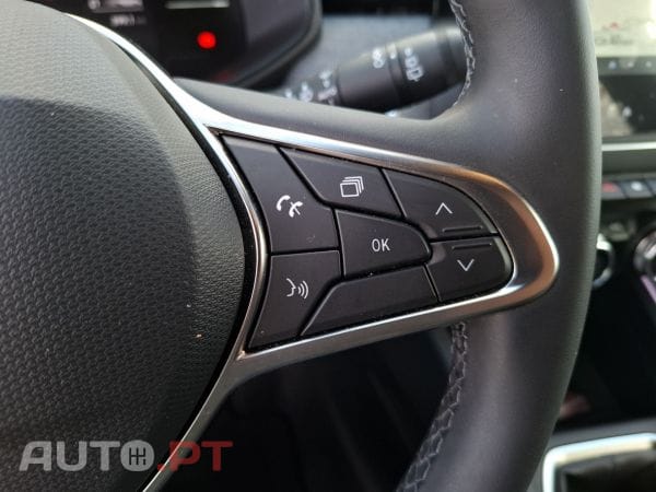 Renault Clio TCe 100 Bi-Fuel Techno