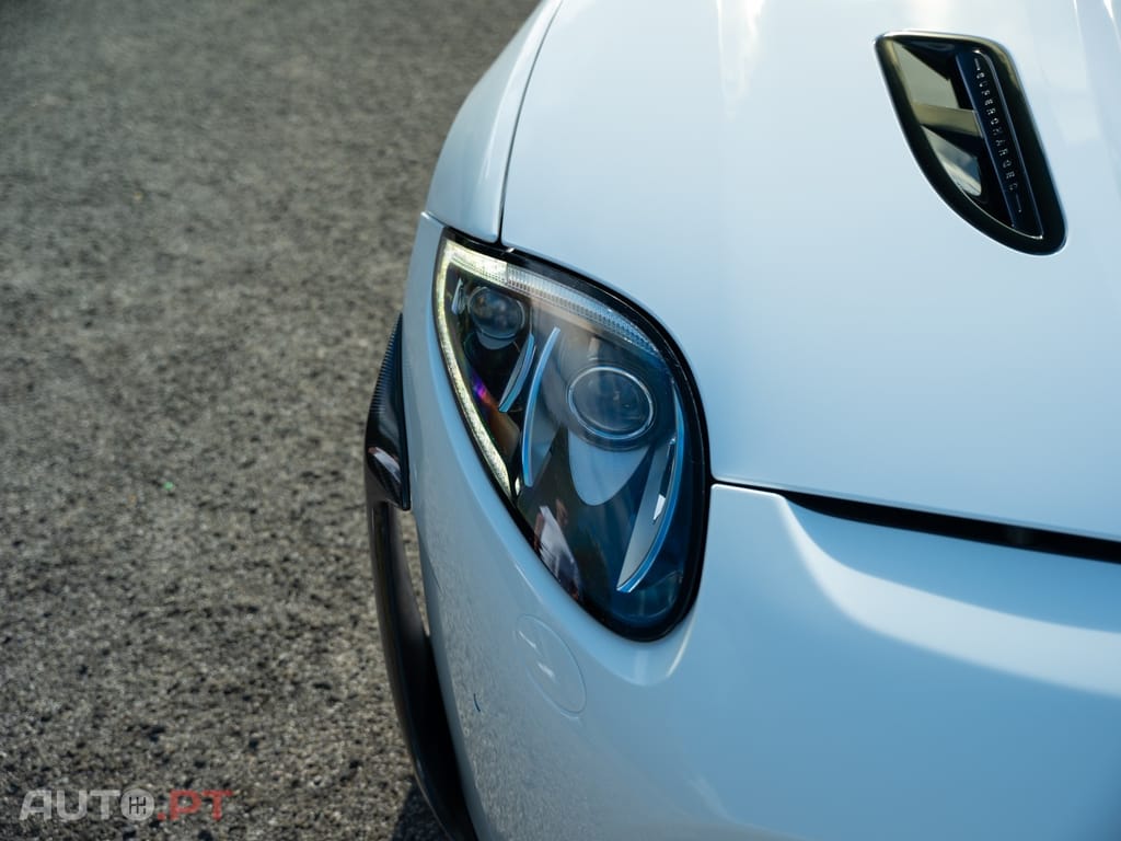 Jaguar XK XKR-S 5.0 Kompressor