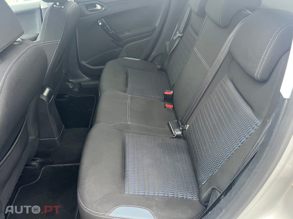 Peugeot 208 1.4 HDi Allure