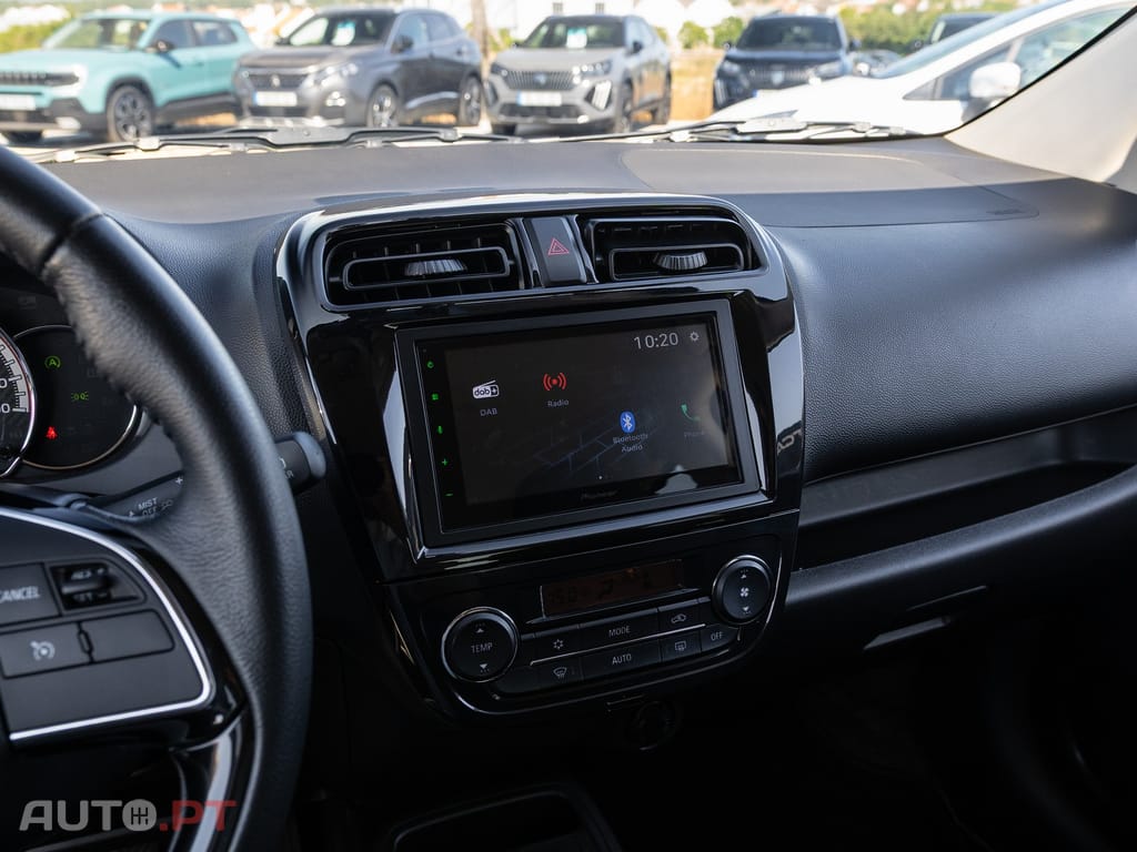 Mitsubishi Space Star 1.2 Intense Connect Edition