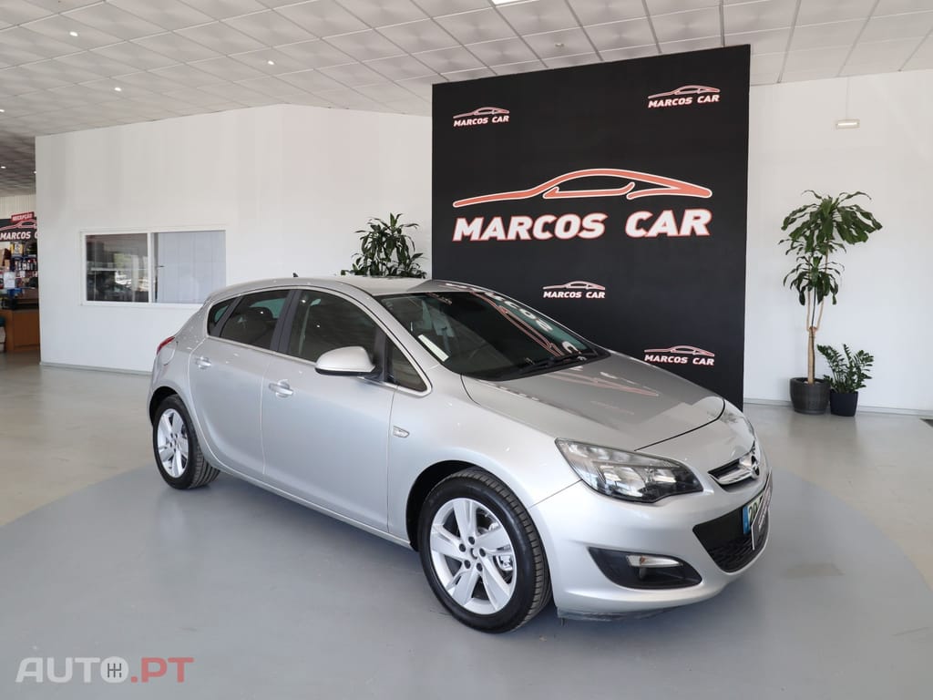 Opel Astra 1.6 CDTi Cosmo S/S J18