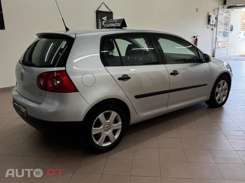 Volkswagen Golf 1.9 TDi Confortline DSG