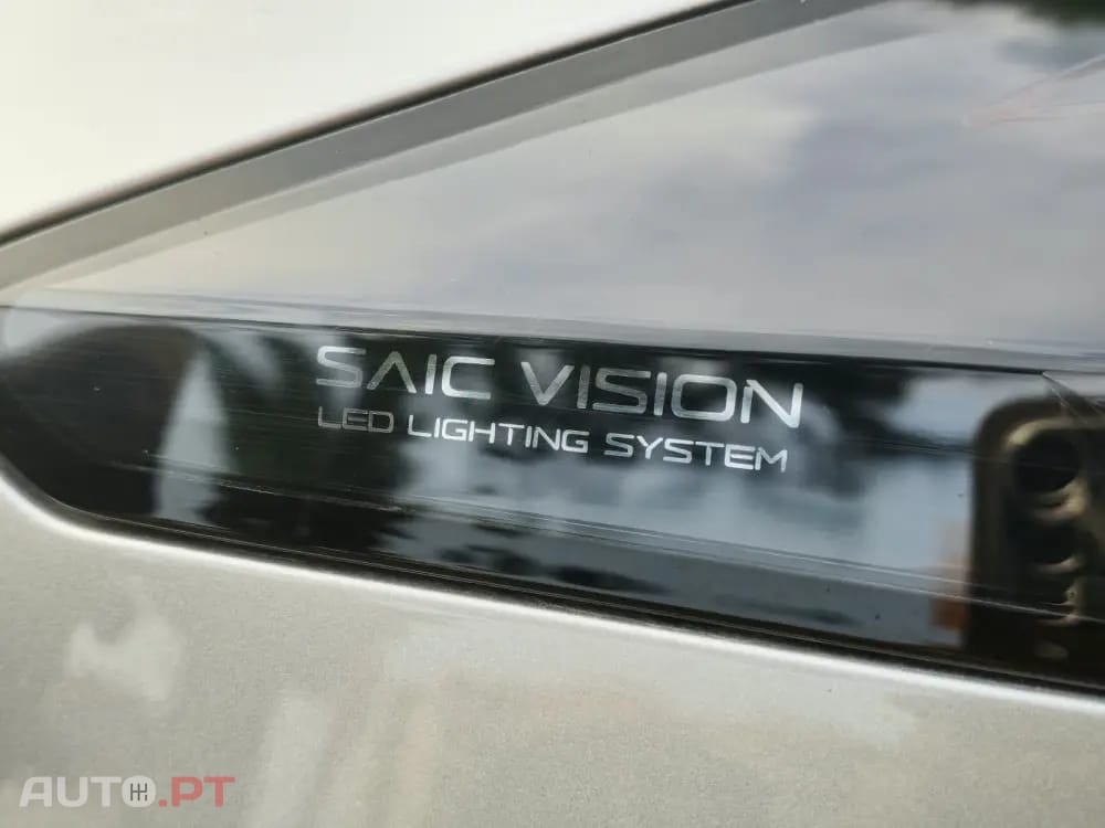 MG MG4 64 kWh Luxury