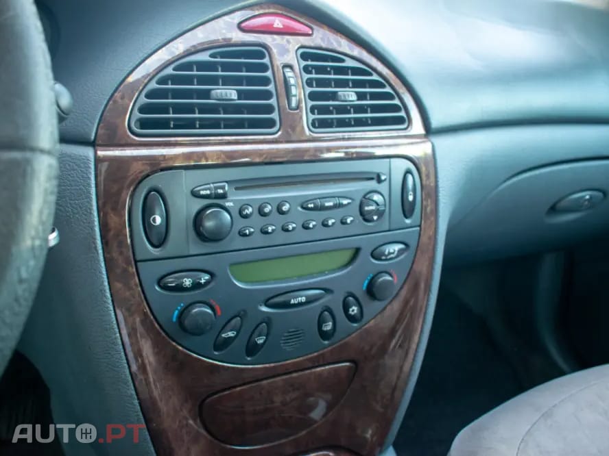 Citroen C5 1.6 HDi Exclusive