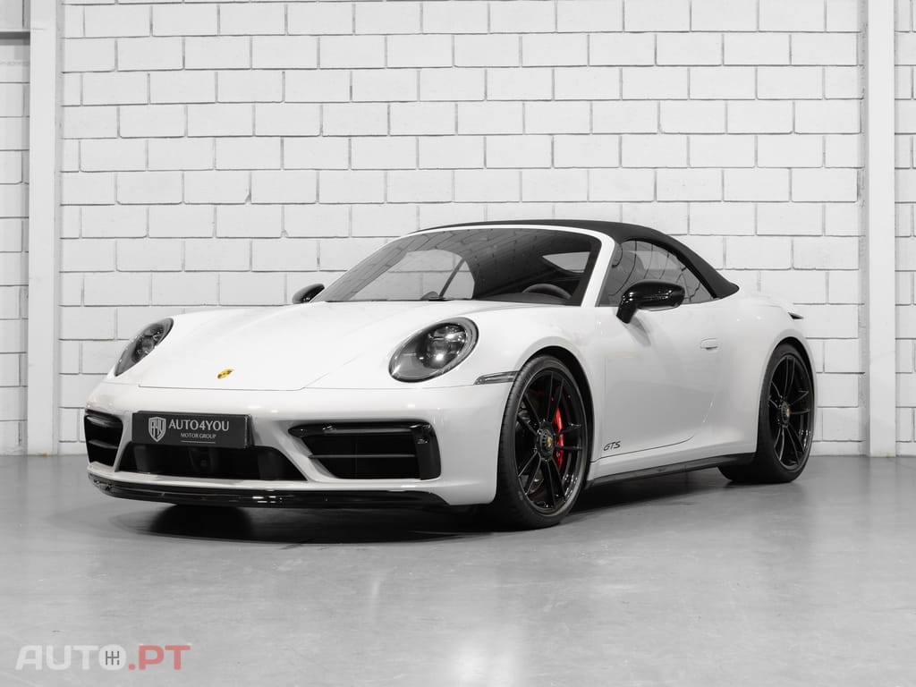 Porsche 992 Carrera 4 GTS PDK