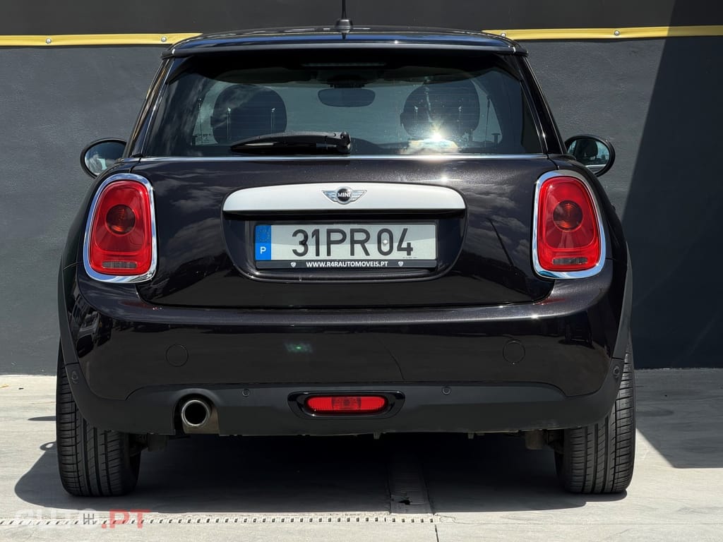 MINI Cooper Cooper D