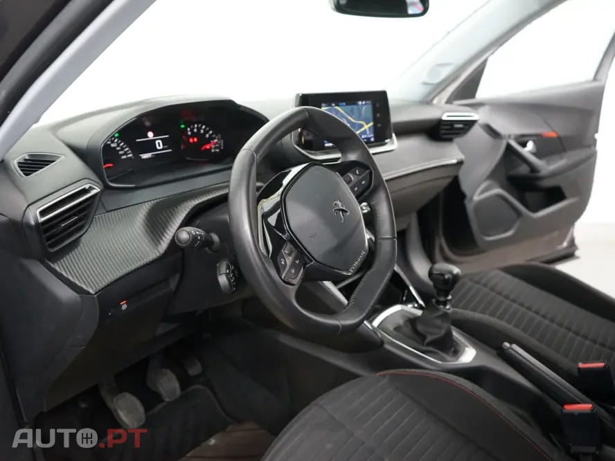 Peugeot 2008 PureTech 100 Style