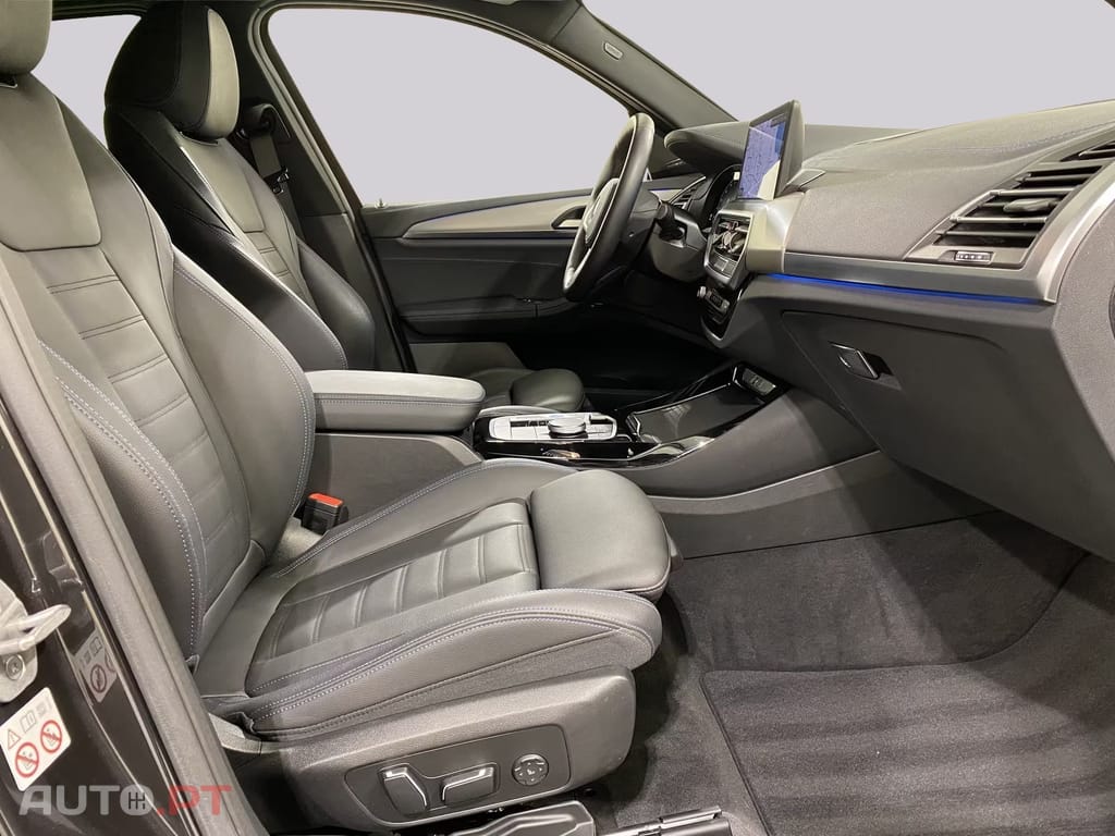 BMW iX3 M Sportpaket Impressive I.V.A DEDUTÍVEL 