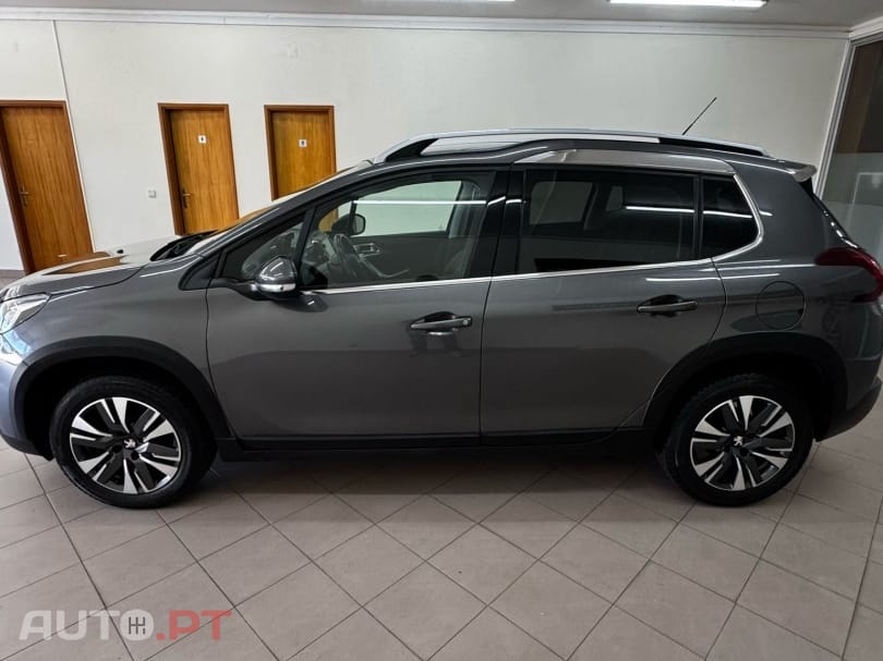 Peugeot 2008 1.2 PureTech Allure