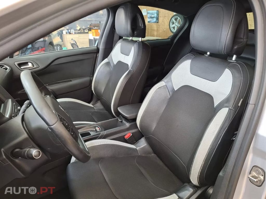 Citroen DS4 1.6 HDi So Chic