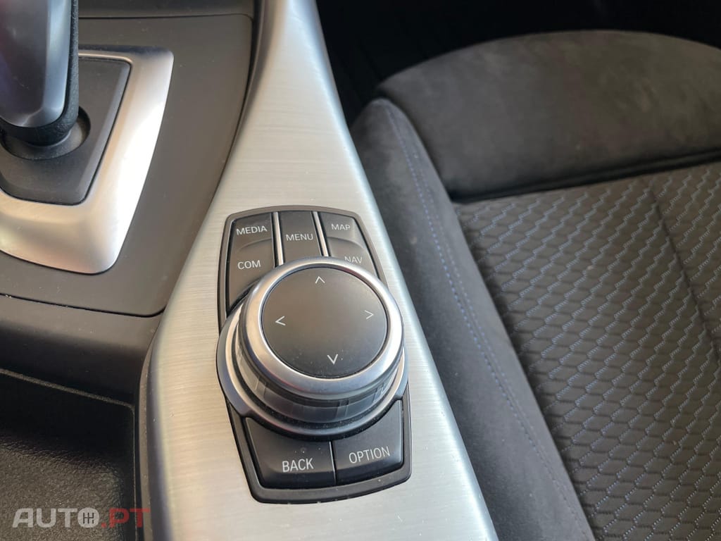 BMW 118 i Pack M Auto