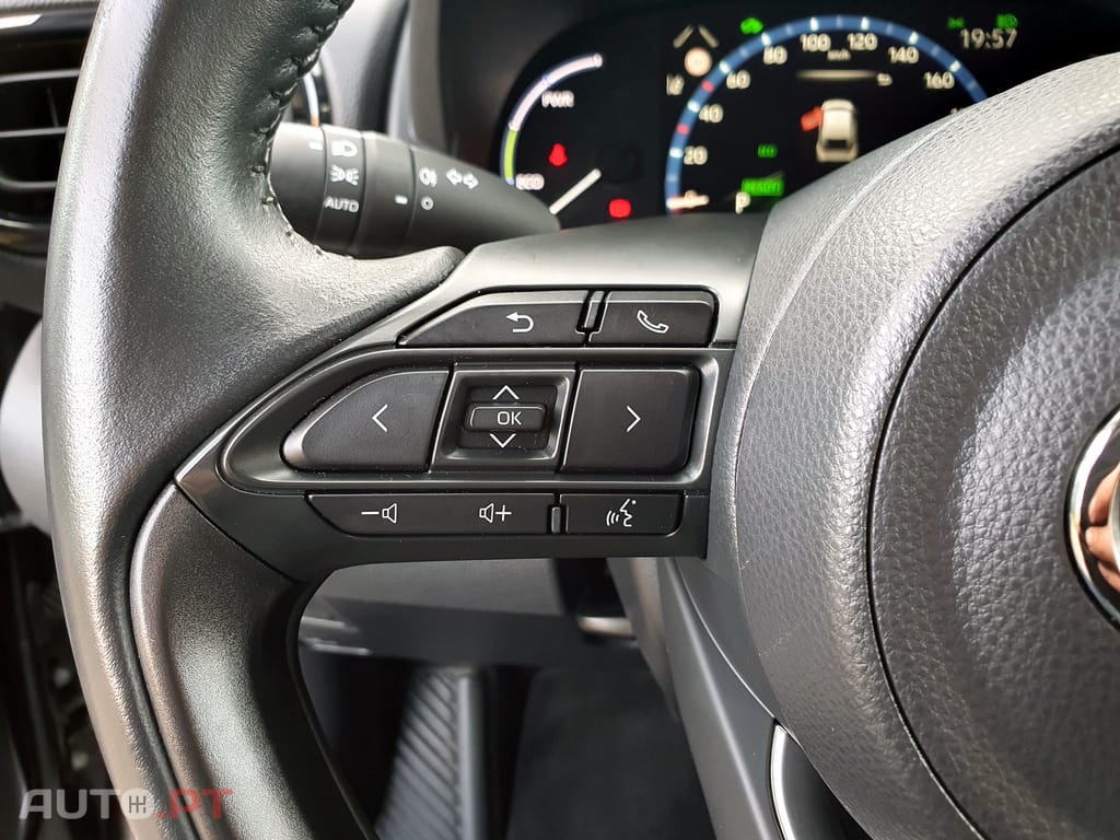 Toyota Yaris Cross 1.5 VVT-i Hybrid Dynamic Force Comfort Plus