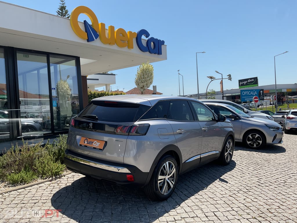 Peugeot 3008 1.6 Hybrid Allure e-EAT8
