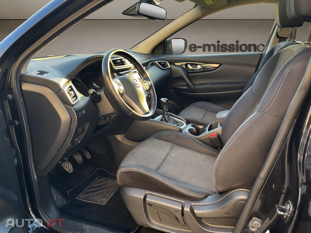 Nissan Qashqai 1.5 dCi N-Connecta 18 RS+PS