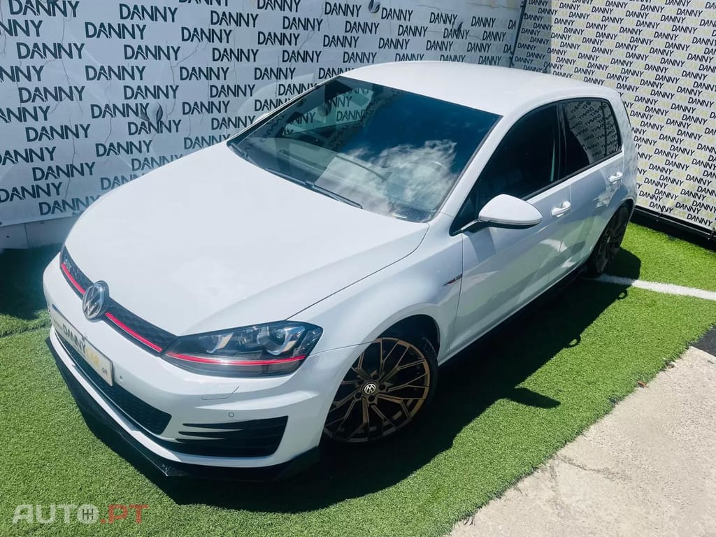 Volkswagen Golf GTI BlueMotion DSG