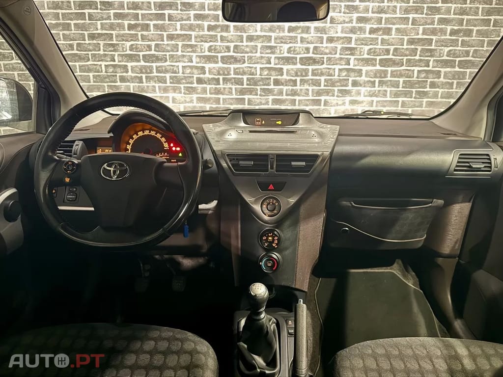 Toyota iQ 1.4 D-4D