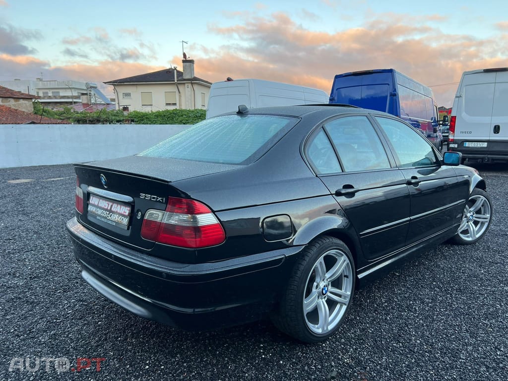 BMW 330 iX