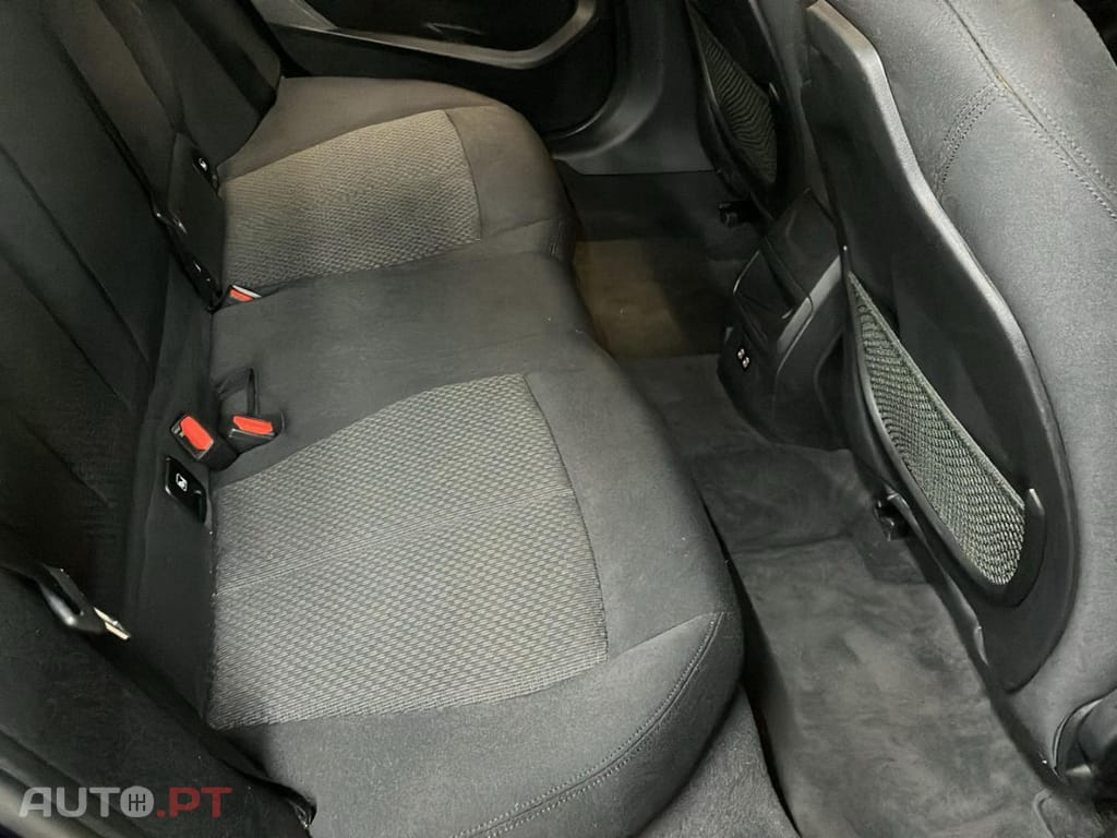 BMW 118 i Corporate Edition Auto