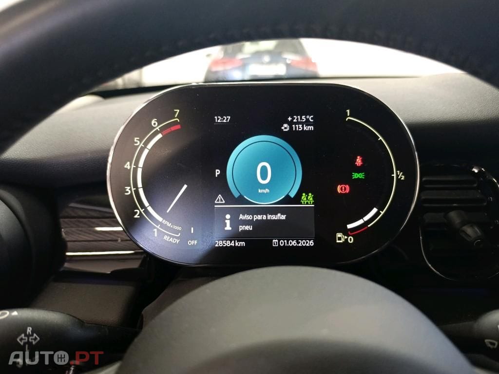 MINI Cooper Cooper Premium Essential Auto