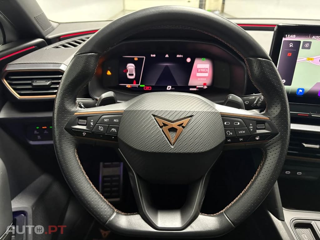 Cupra Leon 1.4 e-Hybrid MID DSG