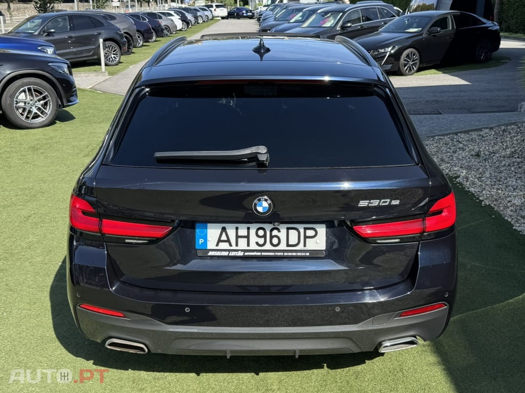 BMW 530 e Pack Desportivo M