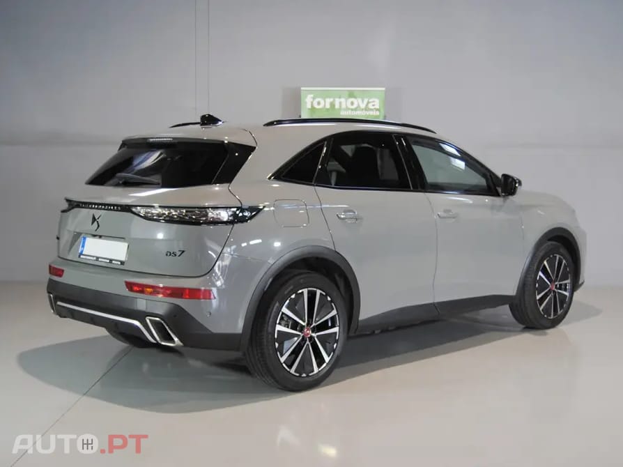 DS DS7 E-Tense Performance Line