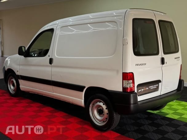 Peugeot Partner 1.6 BlueHDi L1 Premium — fotografia 7