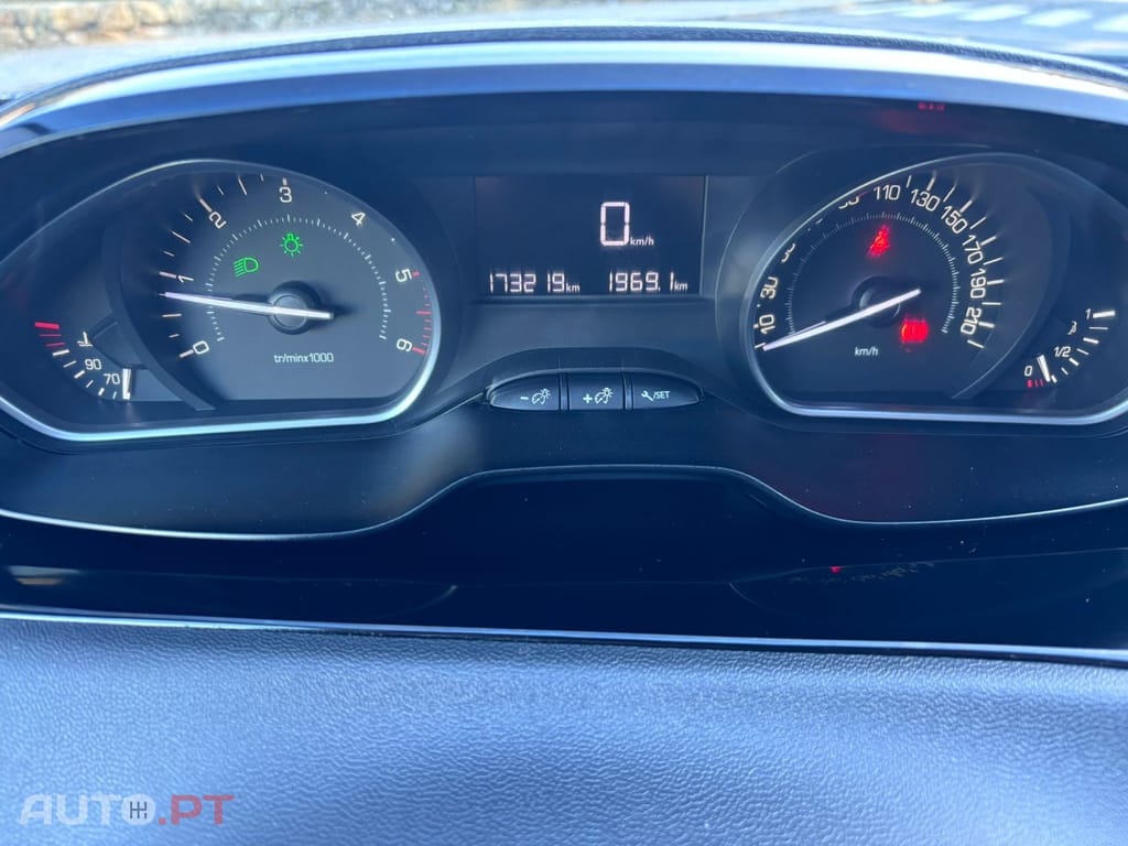 Peugeot 208 1.6 BlueHDi Allure