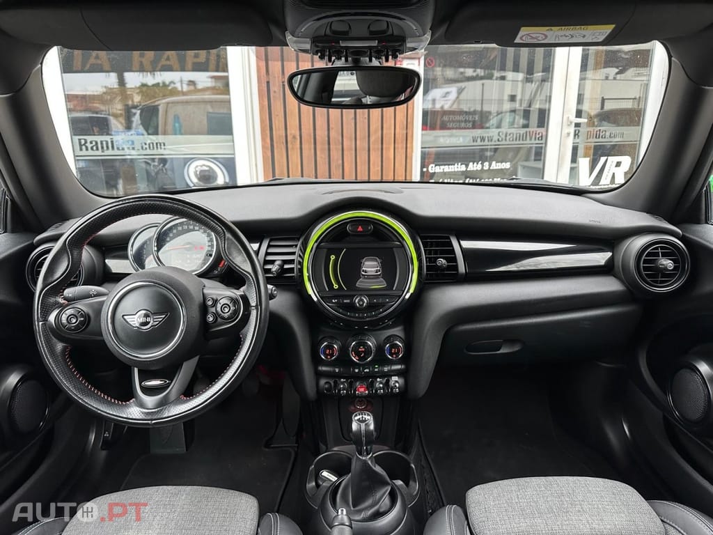 MINI Cooper Cooper D