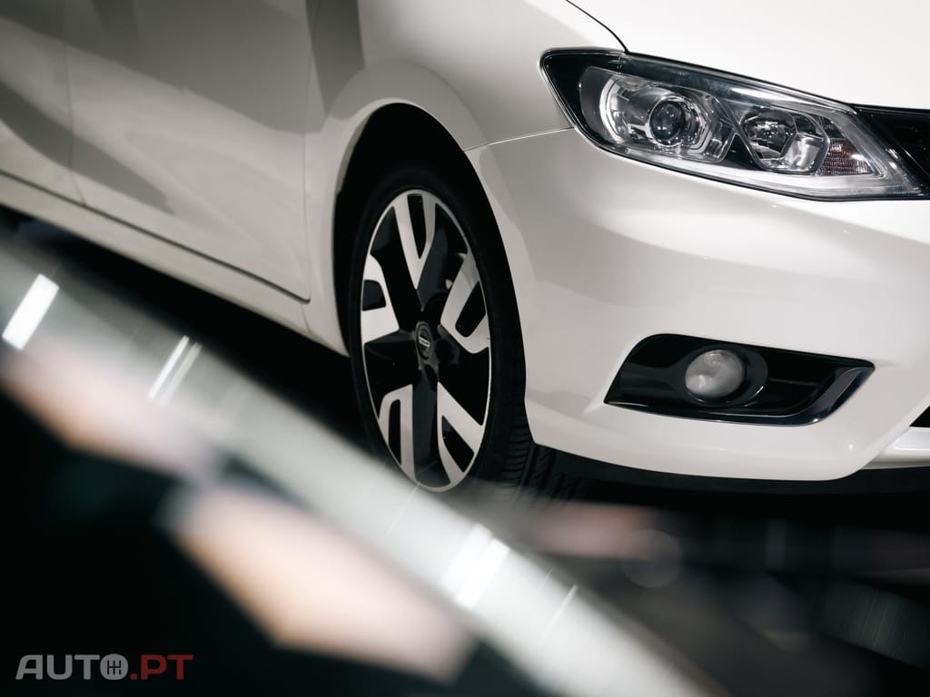 Nissan Pulsar 1.2 DIG-T Tekna