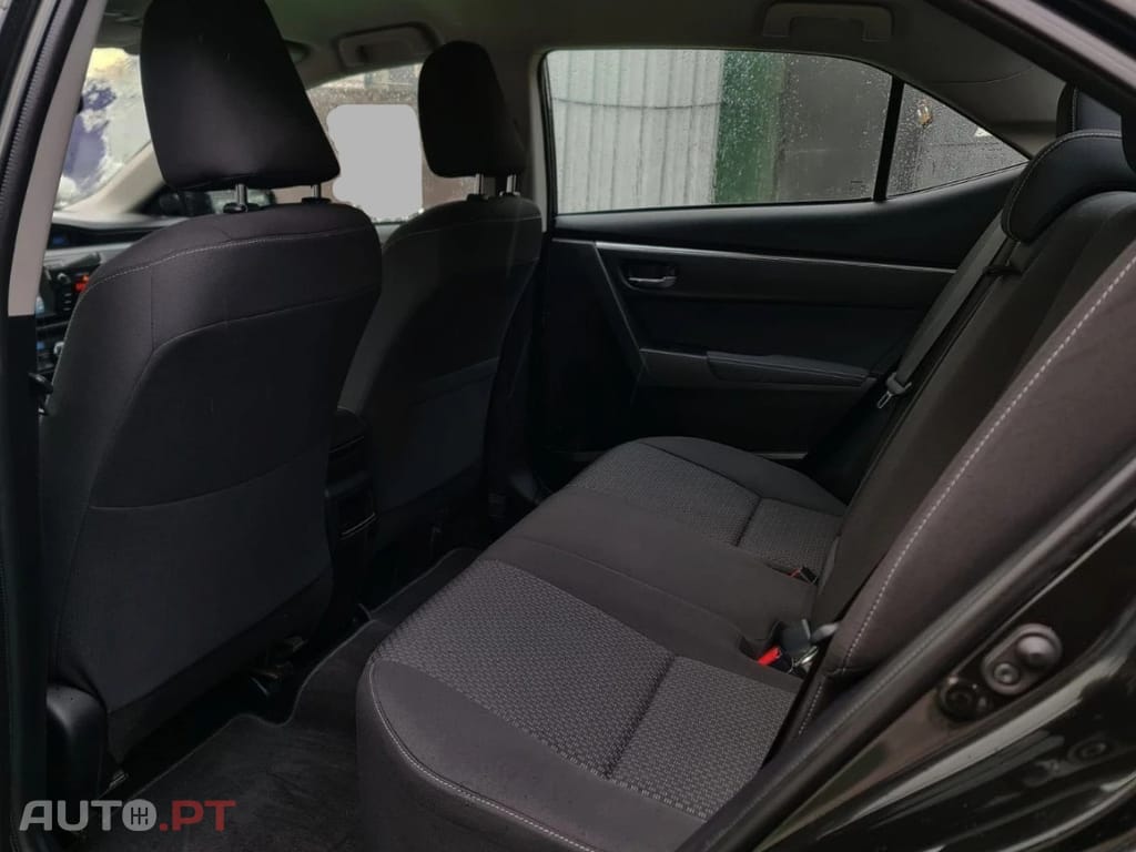 Toyota Corolla 1.4 D-4D Exclusive