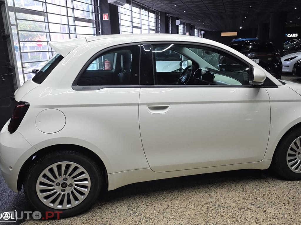 Fiat 500e 42 kWh Icon