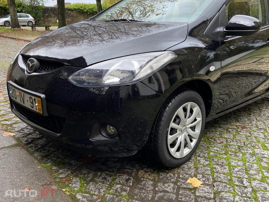 Mazda 2 1.3 MZR Comfort 5 Portas