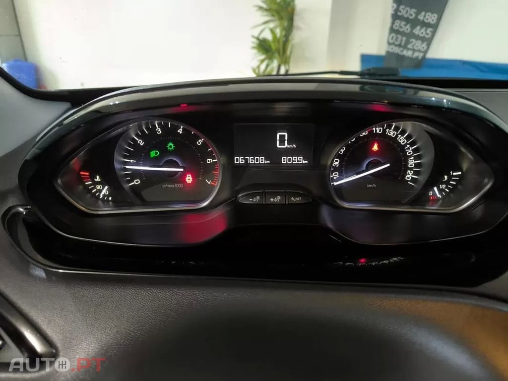Peugeot 208  Puretech 82 Start Stop Style