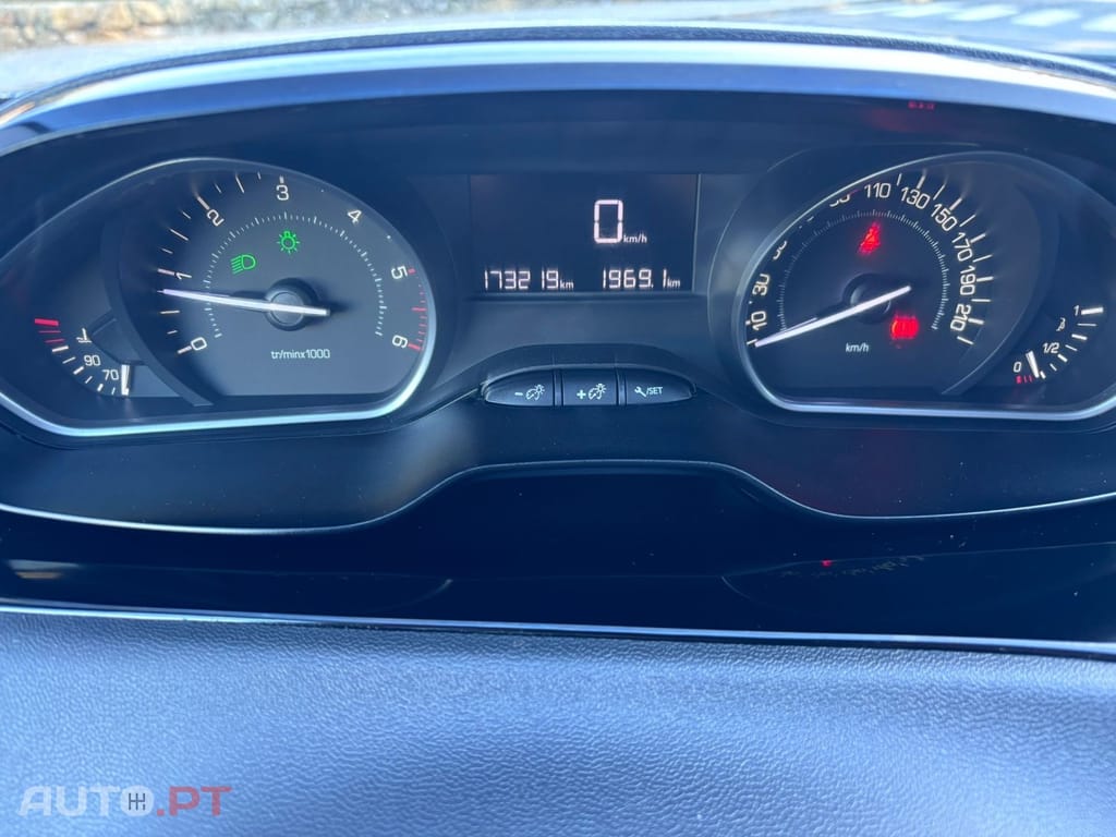 Peugeot 208 1.6 BlueHDi Allure