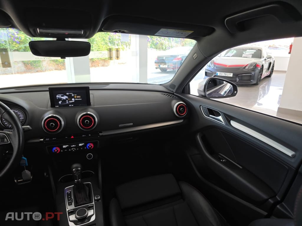 Audi S3 TFSI quattro S tronic