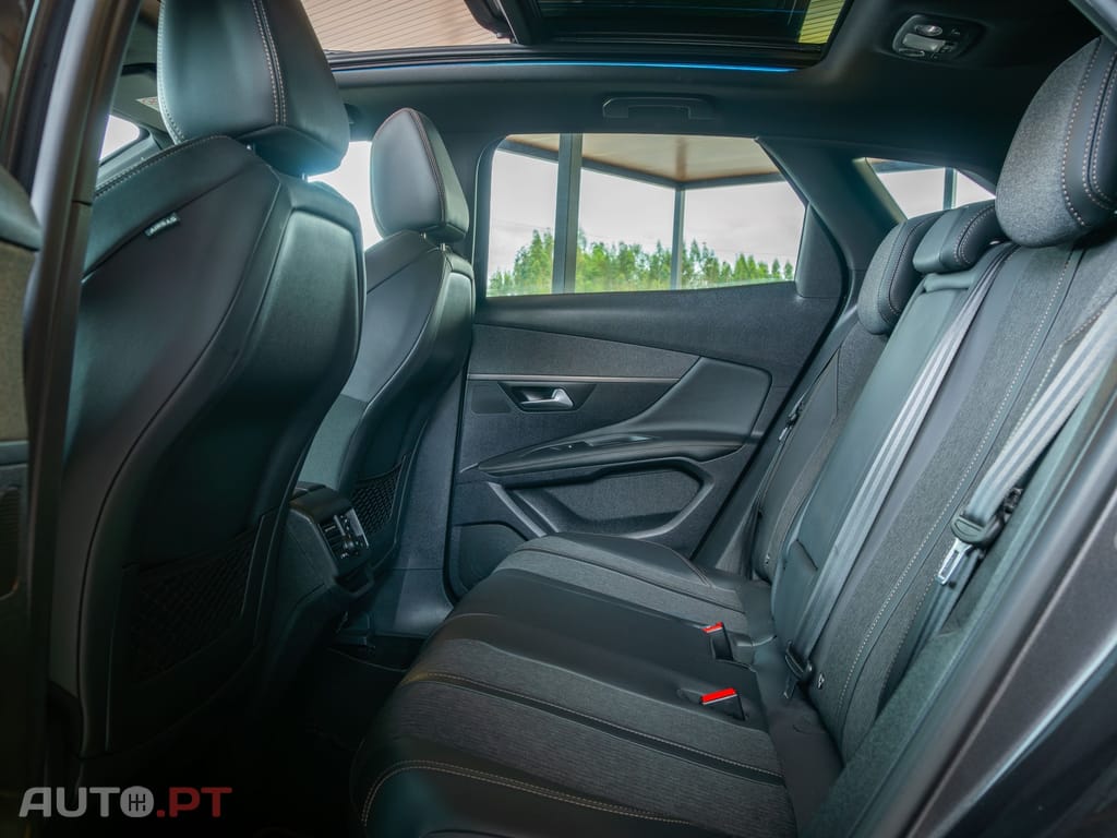 Peugeot 3008 1.5 BlueHDi GT Line EAT8