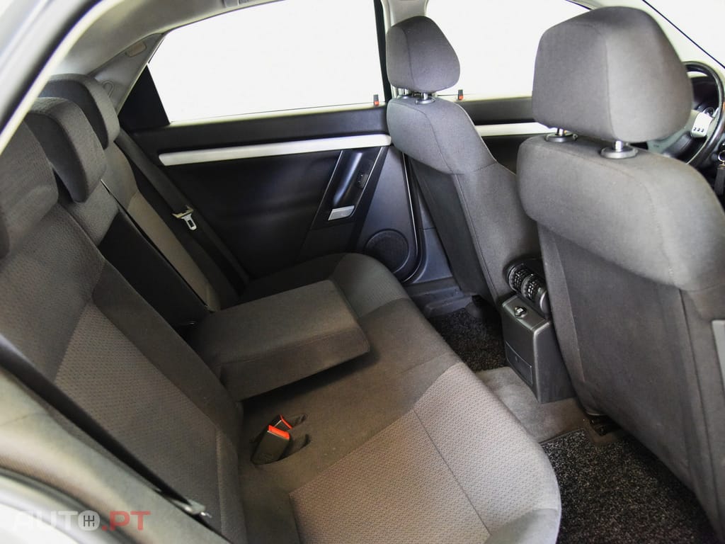 Opel Vectra GTS 1.9 CDTi